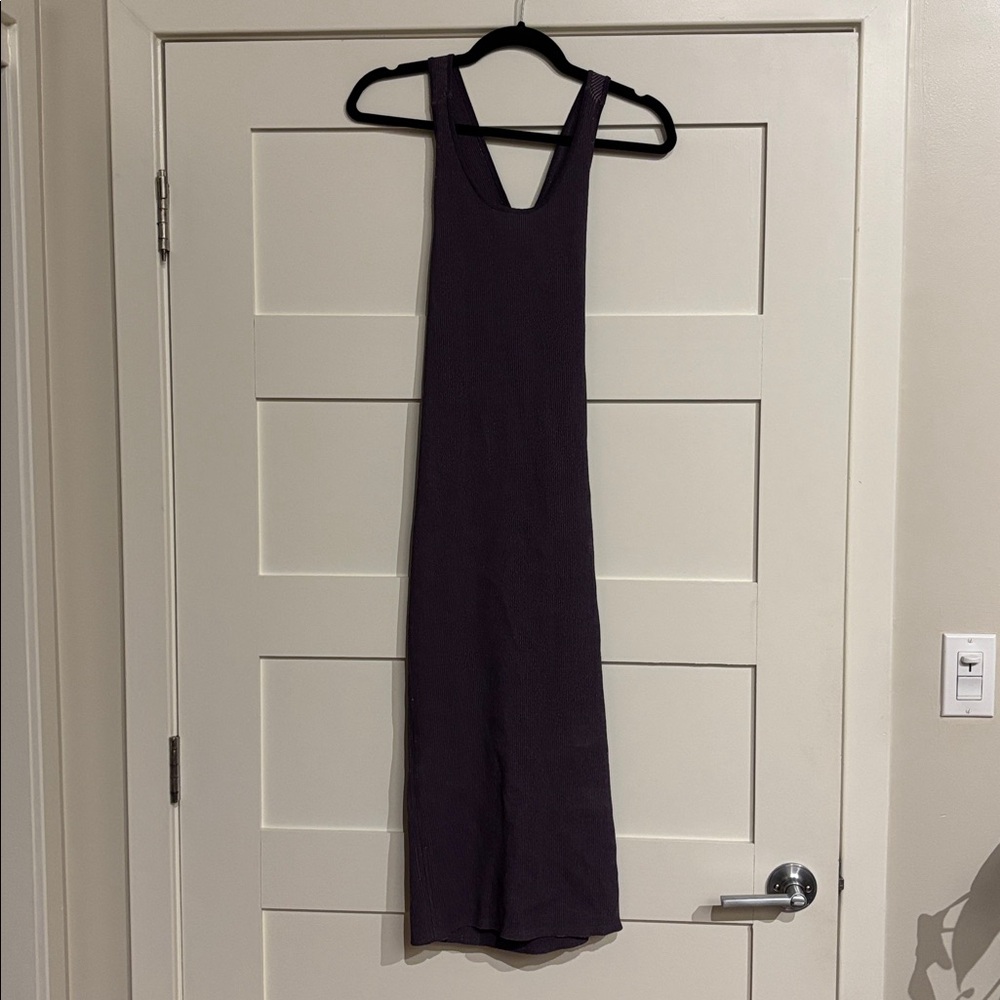 Le Ore Purple Sleeveless Dress